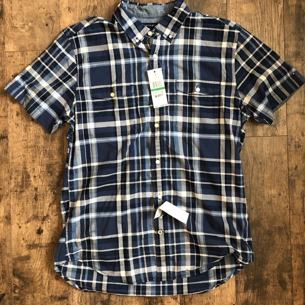 NWT Tommy Hilfiger Men’s Button Down size L